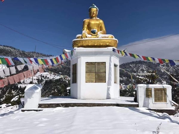 हिउँ परेको बुद्ध पार्क